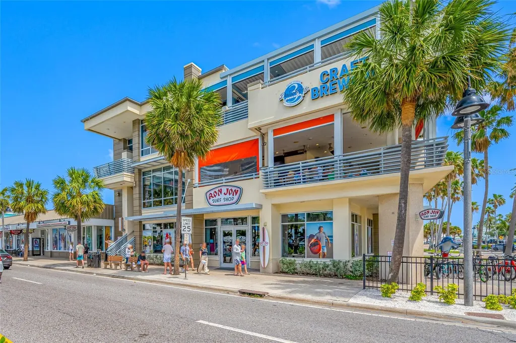 121 Island Way Clearwater Beach FL 33767