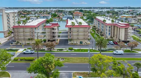 121 Island Way Clearwater Beach FL 33767