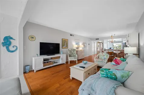 121 Island Way Clearwater Beach FL 33767