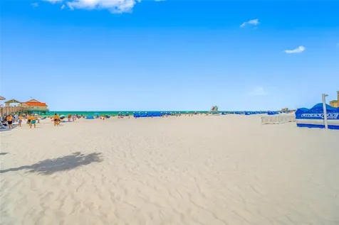 121 Island Way Clearwater Beach FL 33767