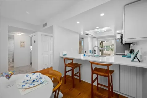 121 Island Way Clearwater Beach FL 33767