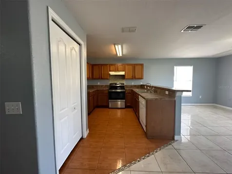 662 Yak Court Poinciana FL 34759