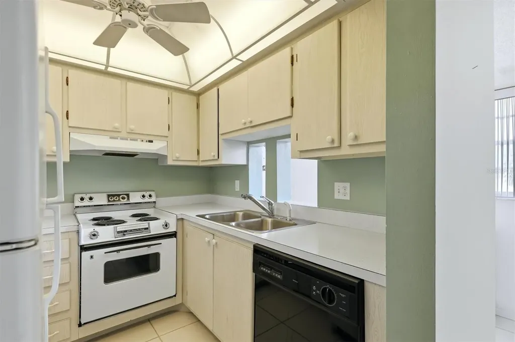 202 46th Avenue Terrace W Bradenton FL 34207