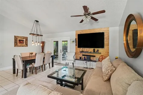 550 Kangley Avenue Deltona FL 32738