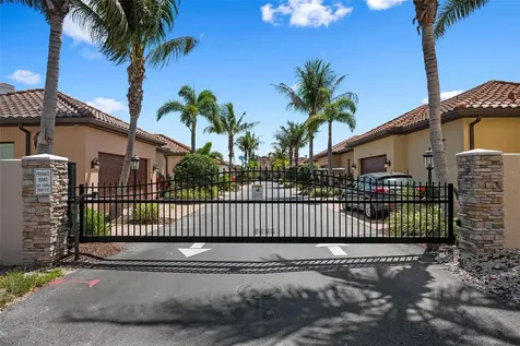 134 E Tampa Avenue Venice FL 34285