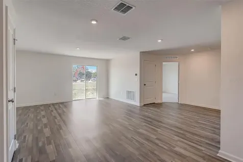 8305 Winter Garden Parkway Fort Pierce FL 34951