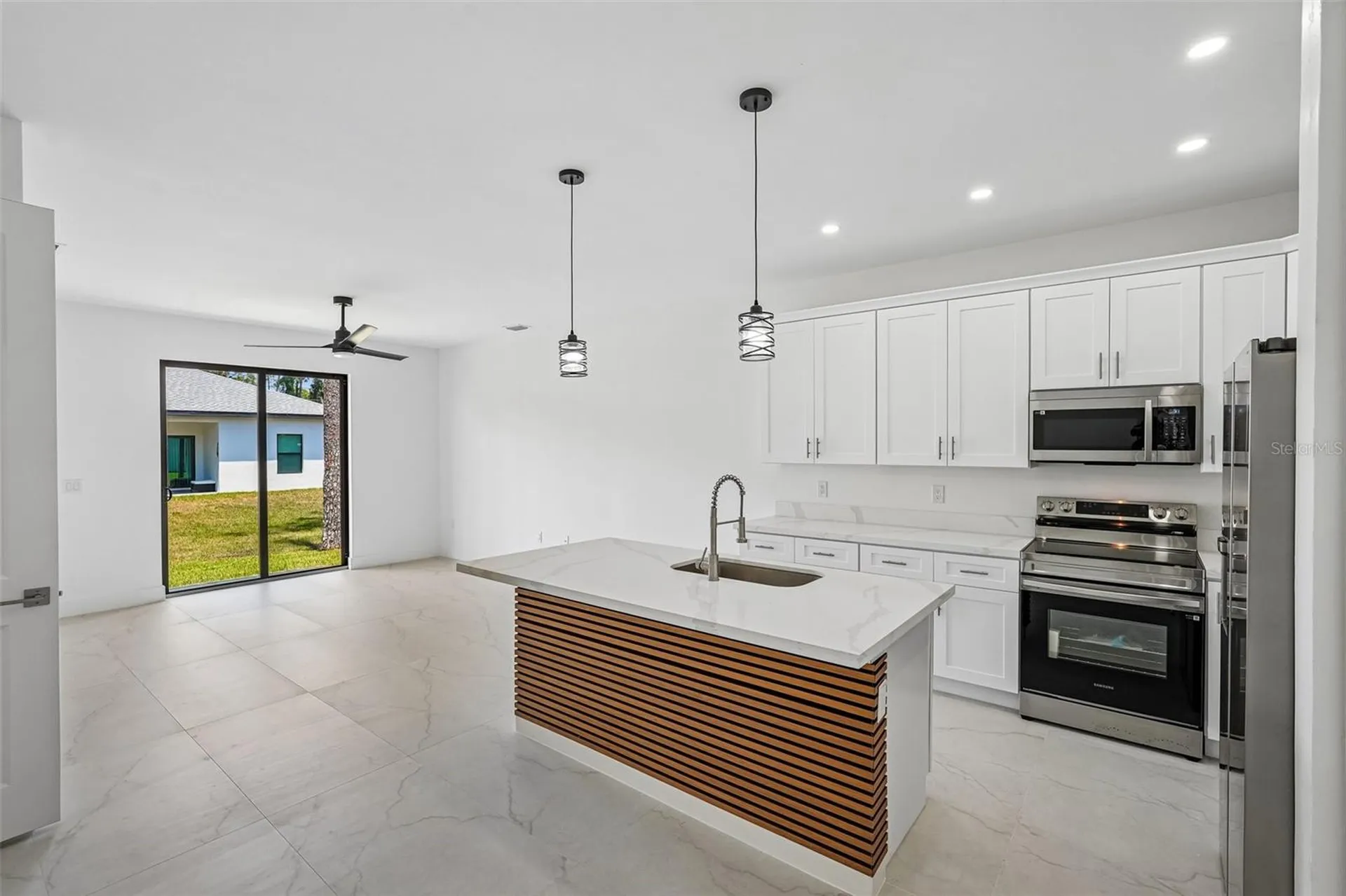 845/847 Meadow Road Lehigh Acres FL 33973