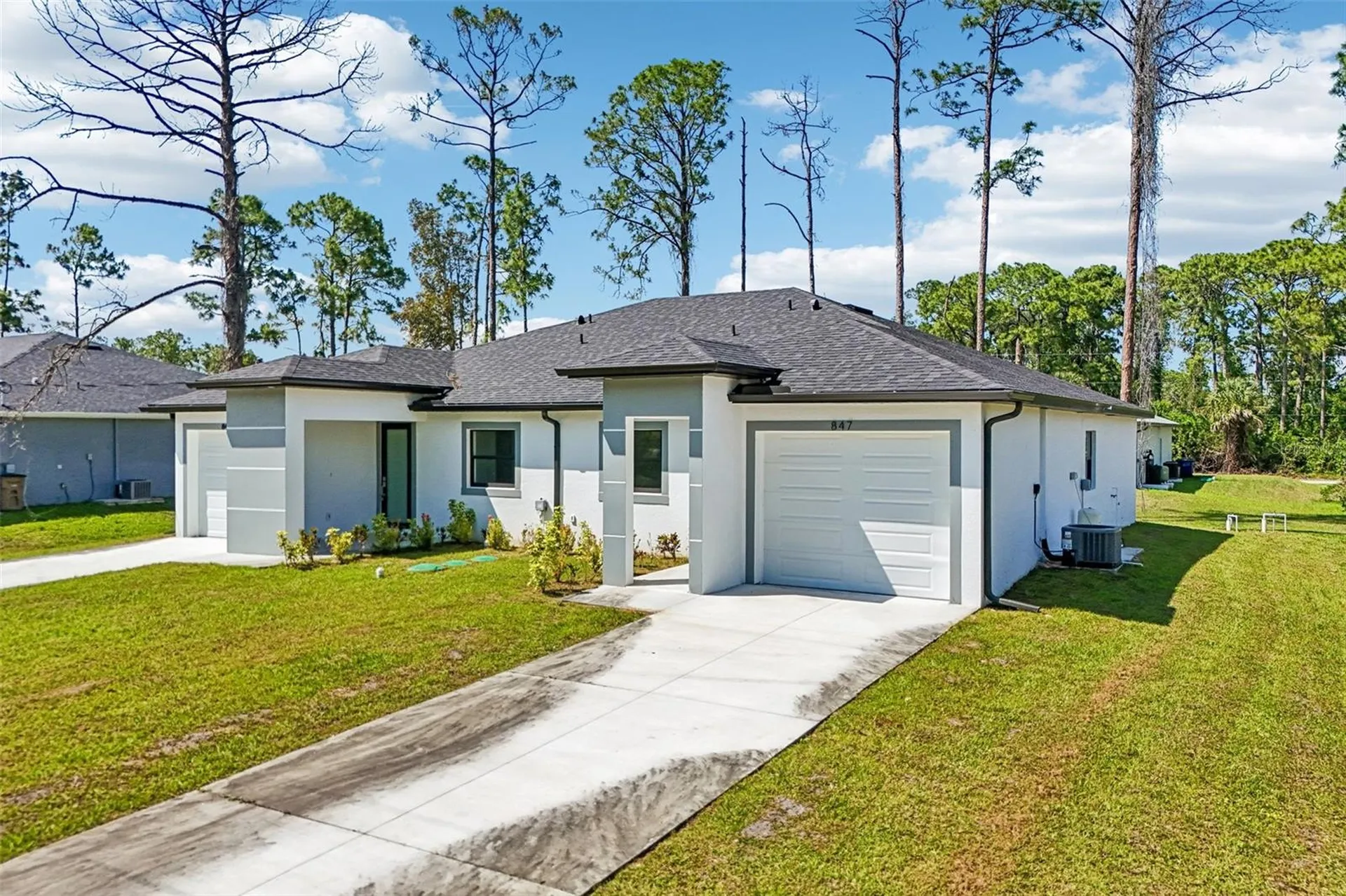 845/847 Meadow Road Lehigh Acres FL 33973