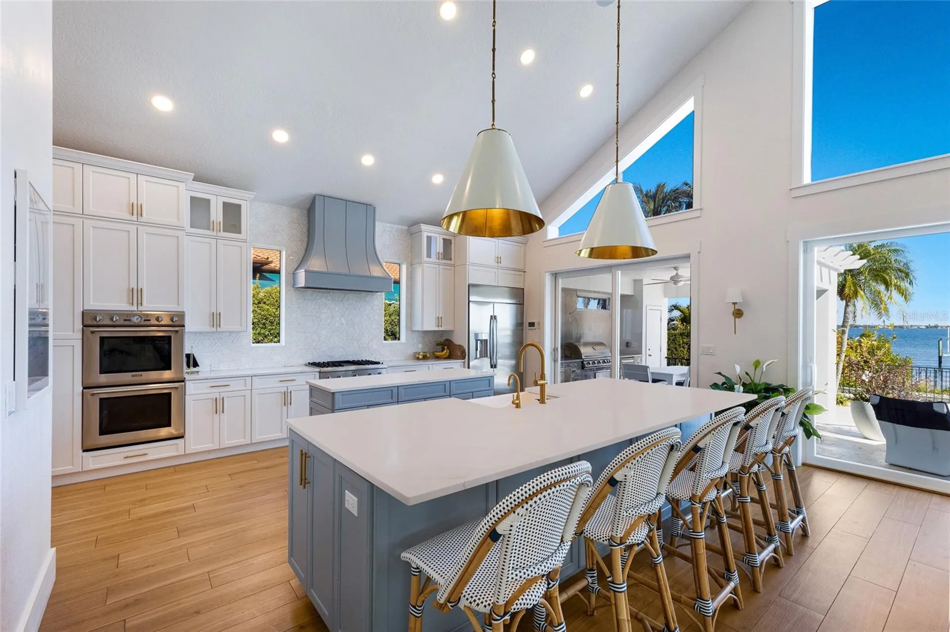 1519 Riverview Lane Bradenton FL 34209