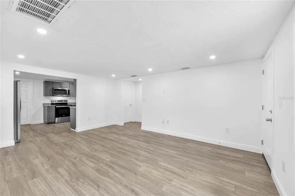 10104 N 15th Street Tampa FL 33612