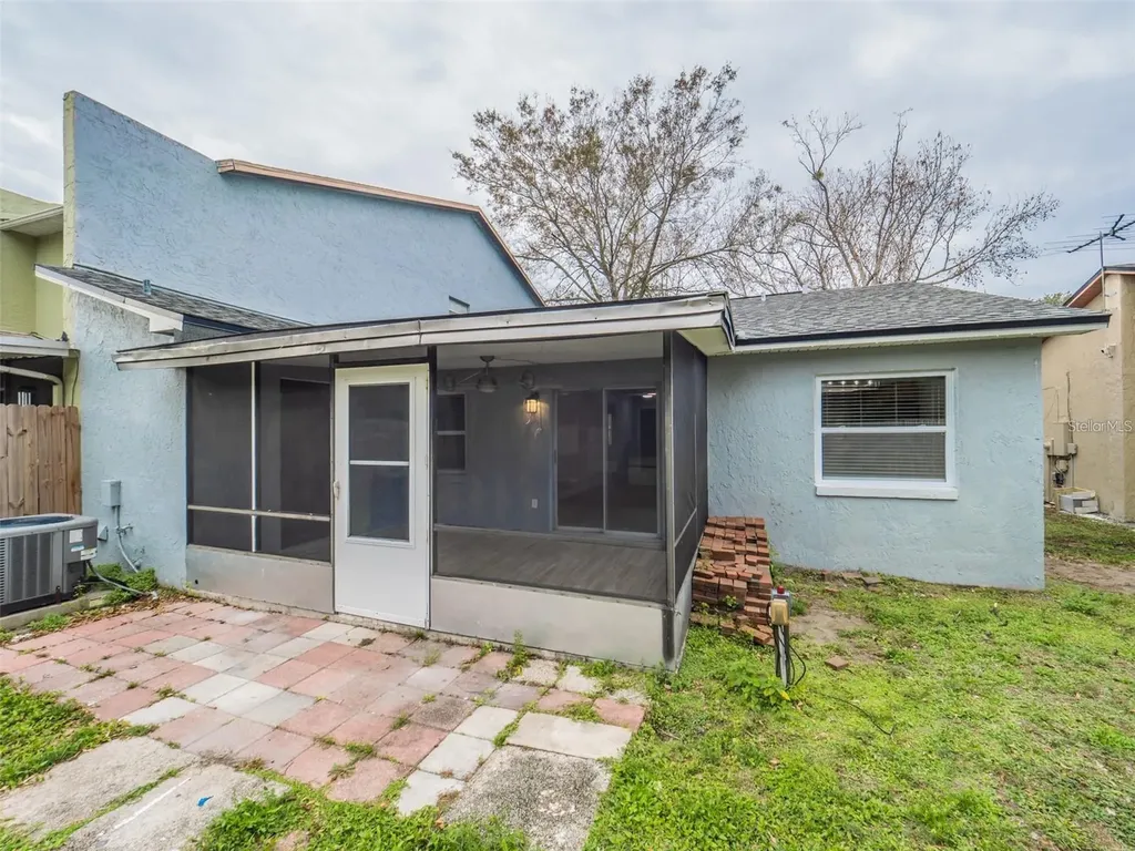 2419 Rio Pinar Lakes Boulevard Orlando FL 32822