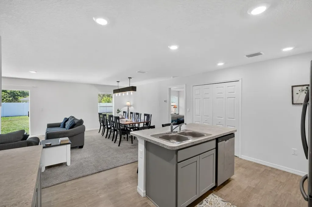 24 Pierce Lane Palm Coast FL 32164