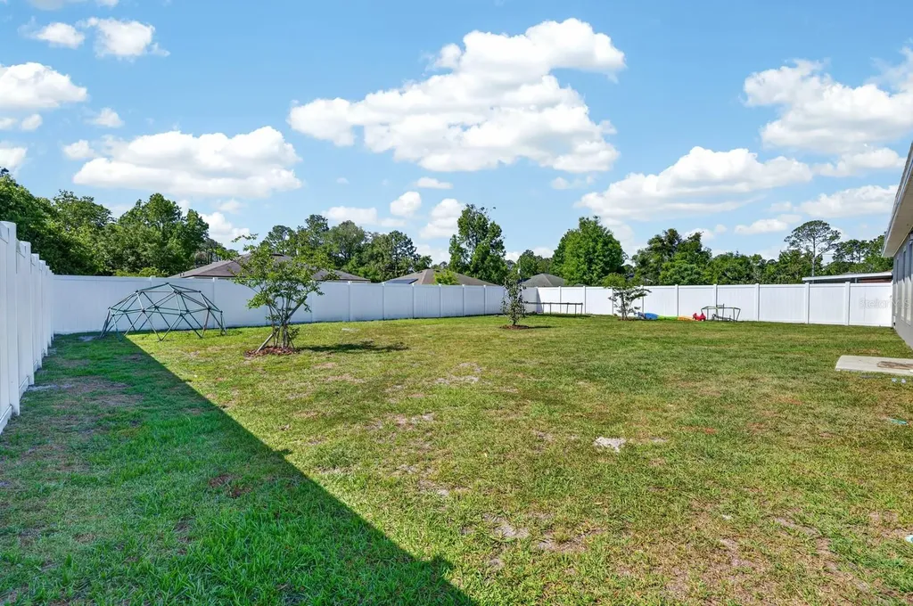 24 Pierce Lane Palm Coast FL 32164