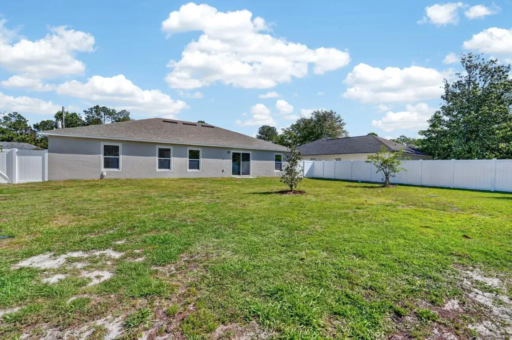 24 Pierce Lane Palm Coast FL 32164