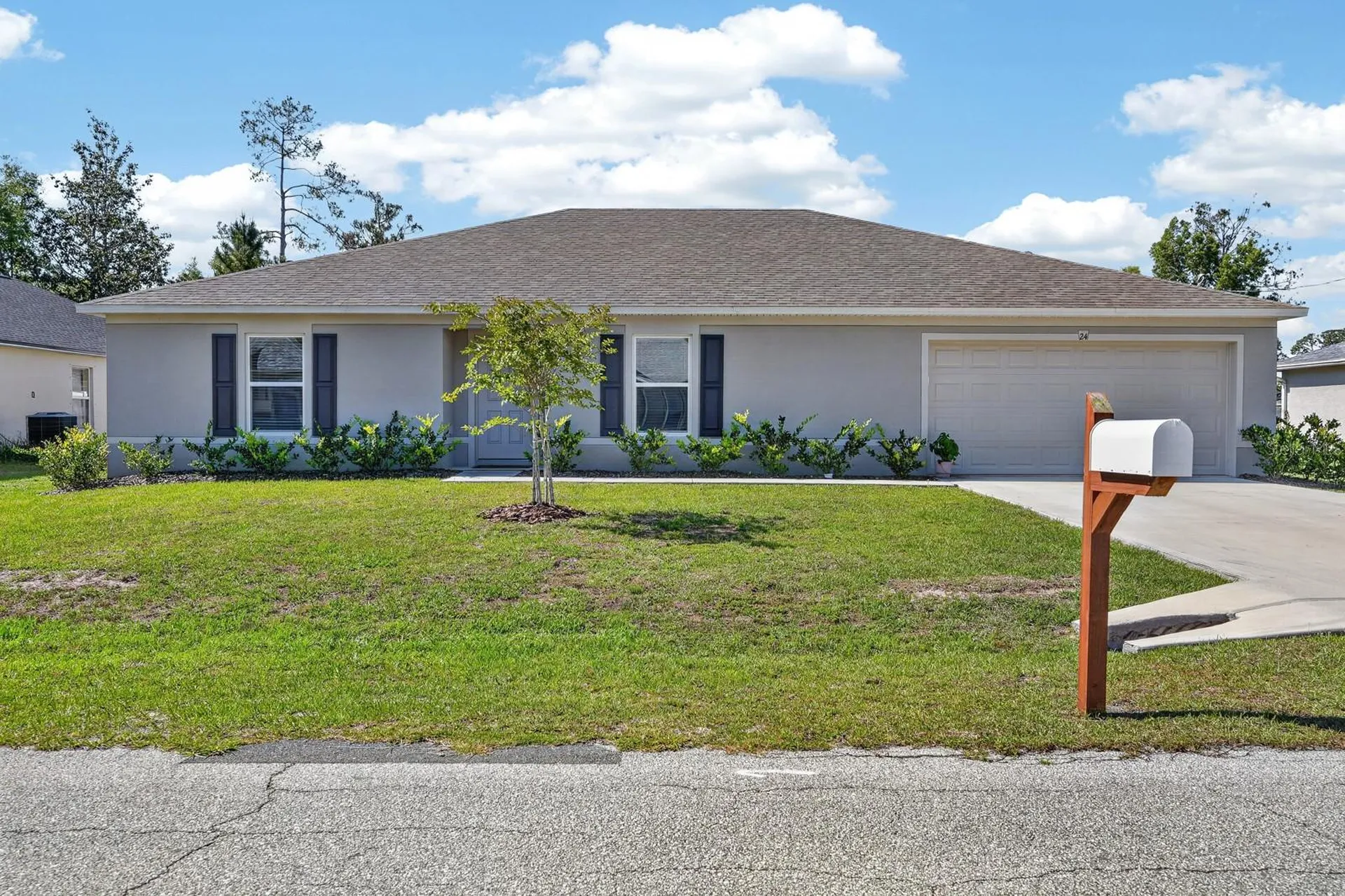 24 Pierce Lane Palm Coast FL 32164