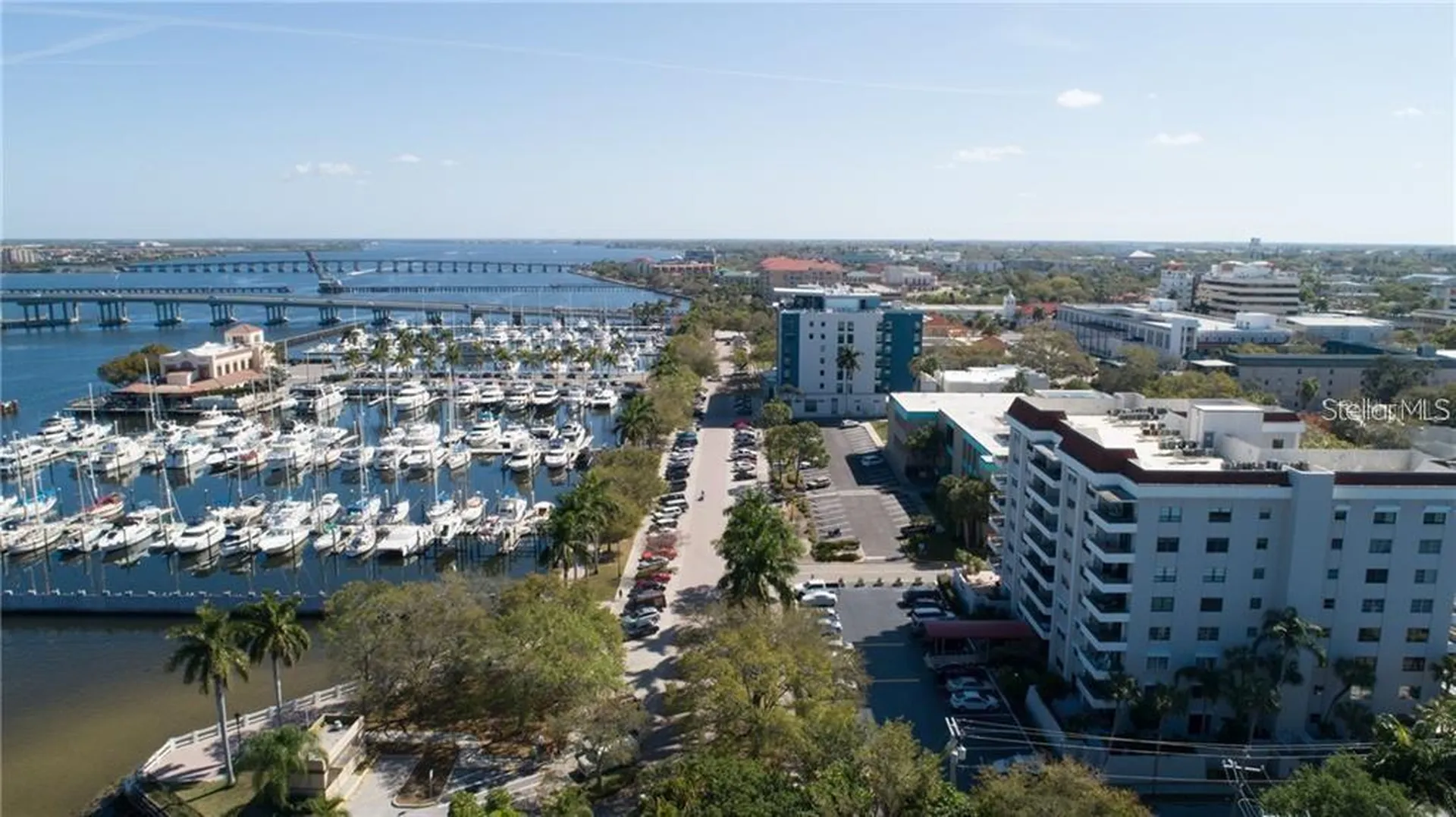 1400 Barcarrota Boulevard Bradenton FL 34205