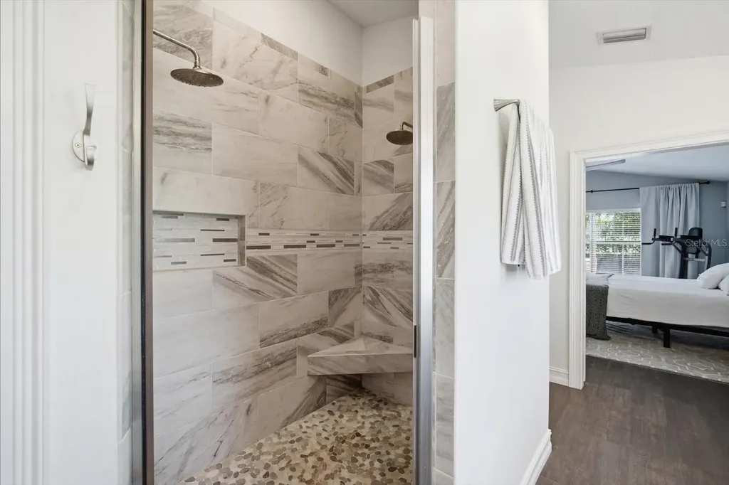 15526 Starling Crossing Drive Lithia FL 33547