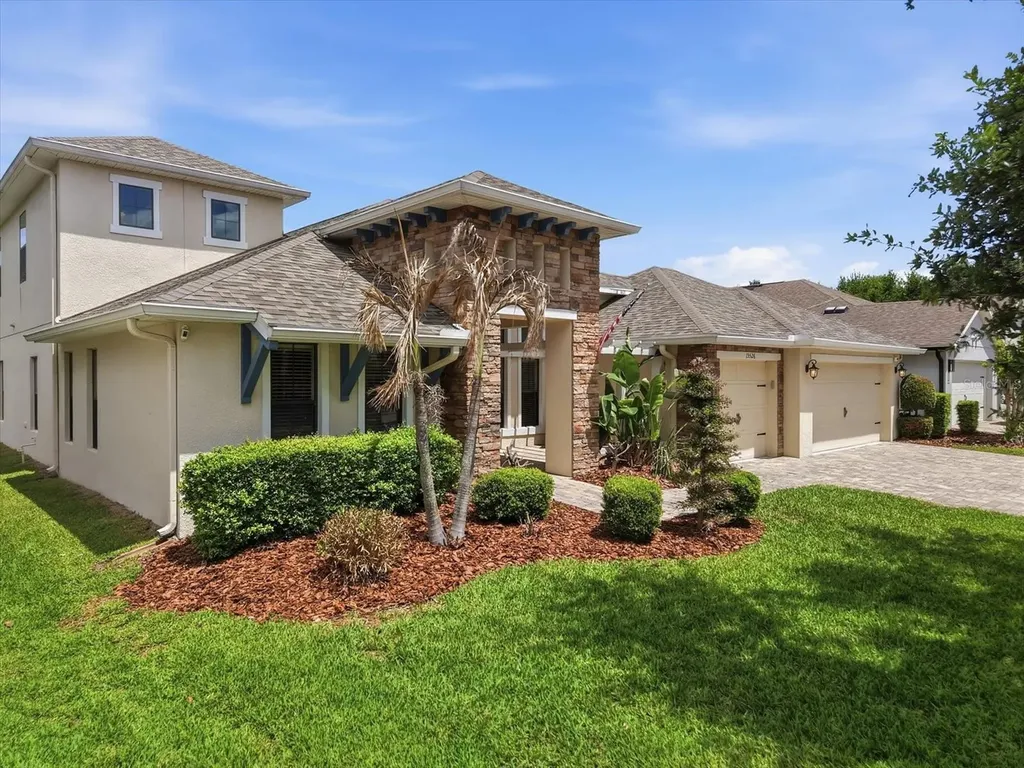 15526 Starling Crossing Drive Lithia FL 33547