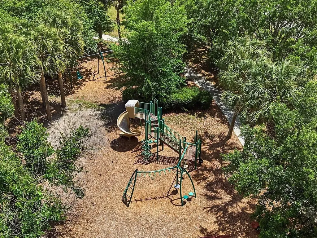 15526 Starling Crossing Drive Lithia FL 33547