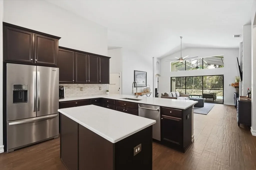 15526 Starling Crossing Drive Lithia FL 33547