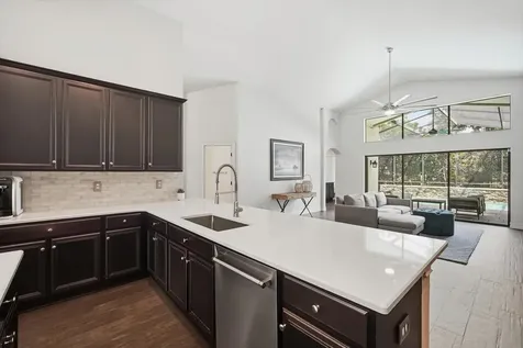 15526 Starling Crossing Drive Lithia FL 33547