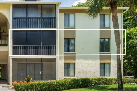 3232 Lake Pine Way Tarpon Springs FL 34688