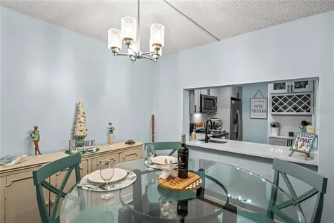 3232 Lake Pine Way Tarpon Springs FL 34688