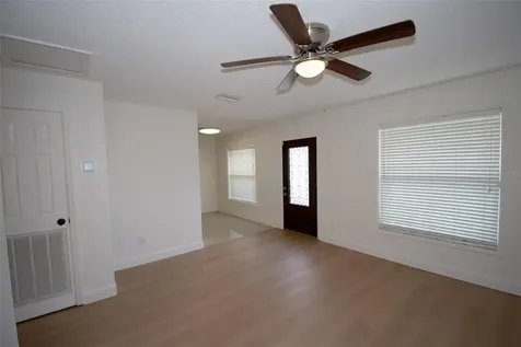 2701 Calle Street Tampa FL 33619