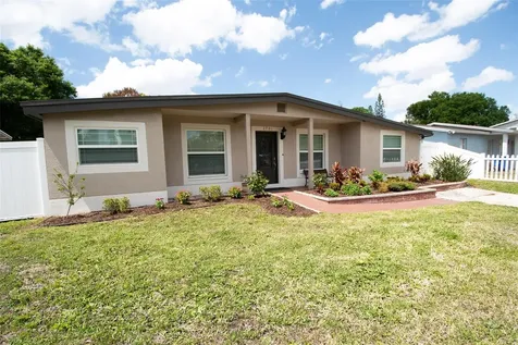 2701 Calle Street Tampa FL 33619