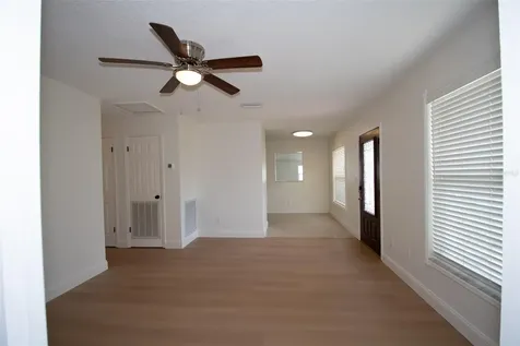 2701 Calle Street Tampa FL 33619