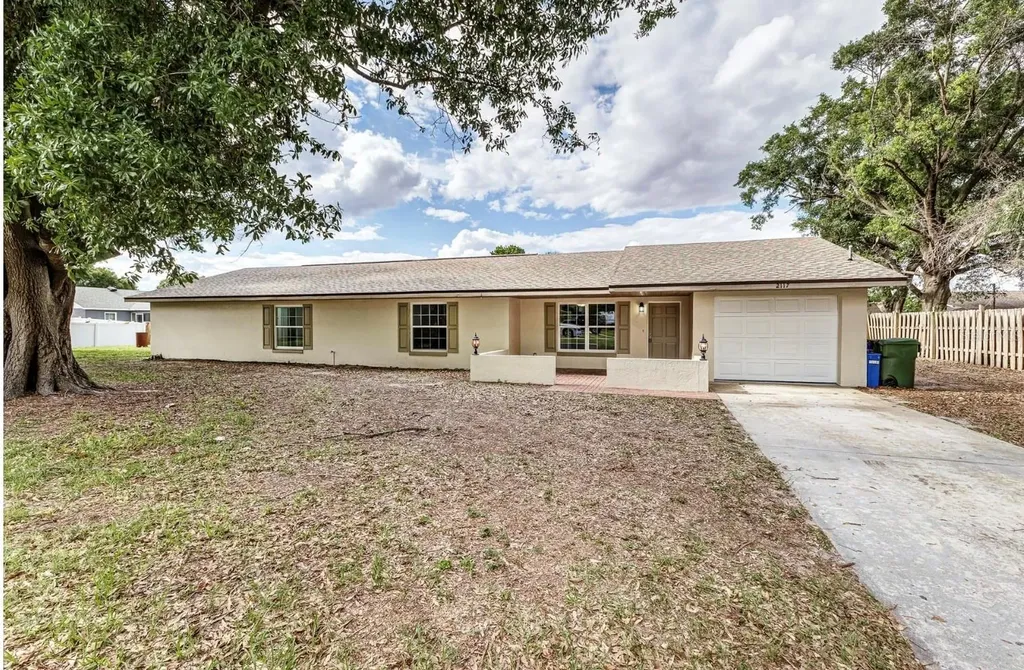 2117 High Point Avenue SW Winter Haven FL 33880