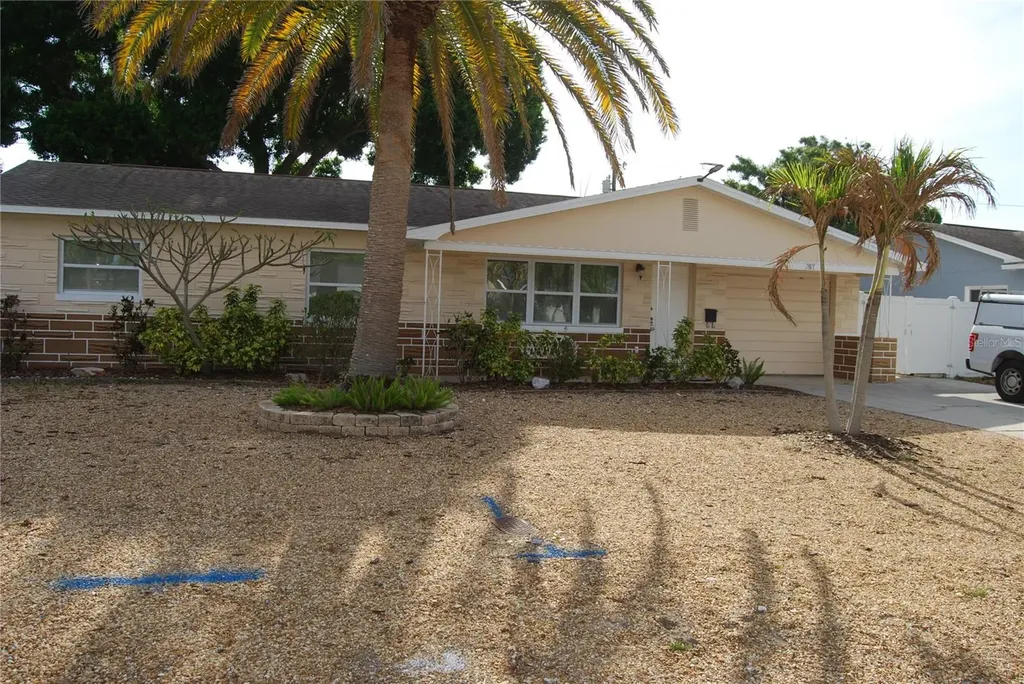 2871 67th Street N St Petersburg FL 33710