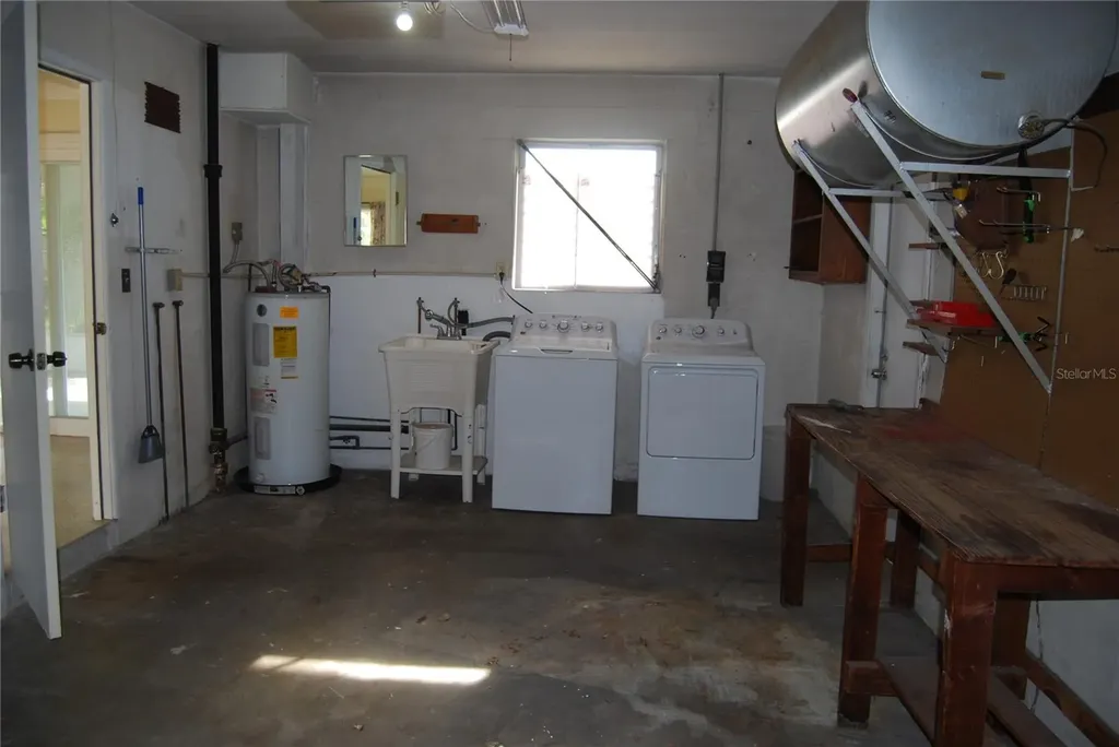 2871 67th Street N St Petersburg FL 33710