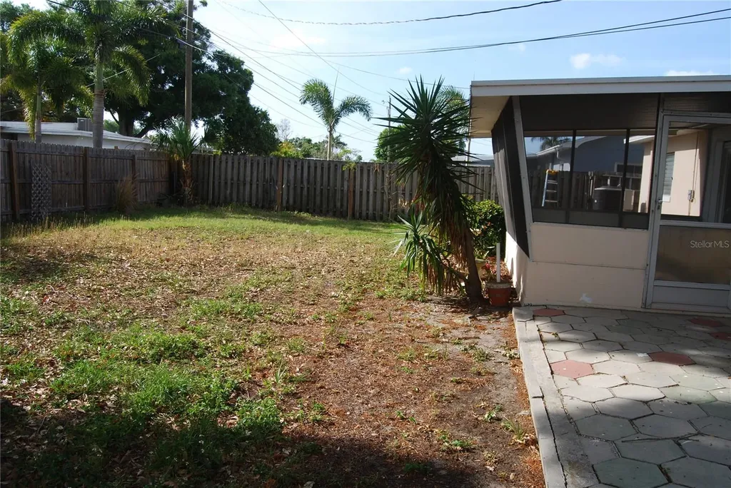 2871 67th Street N St Petersburg FL 33710