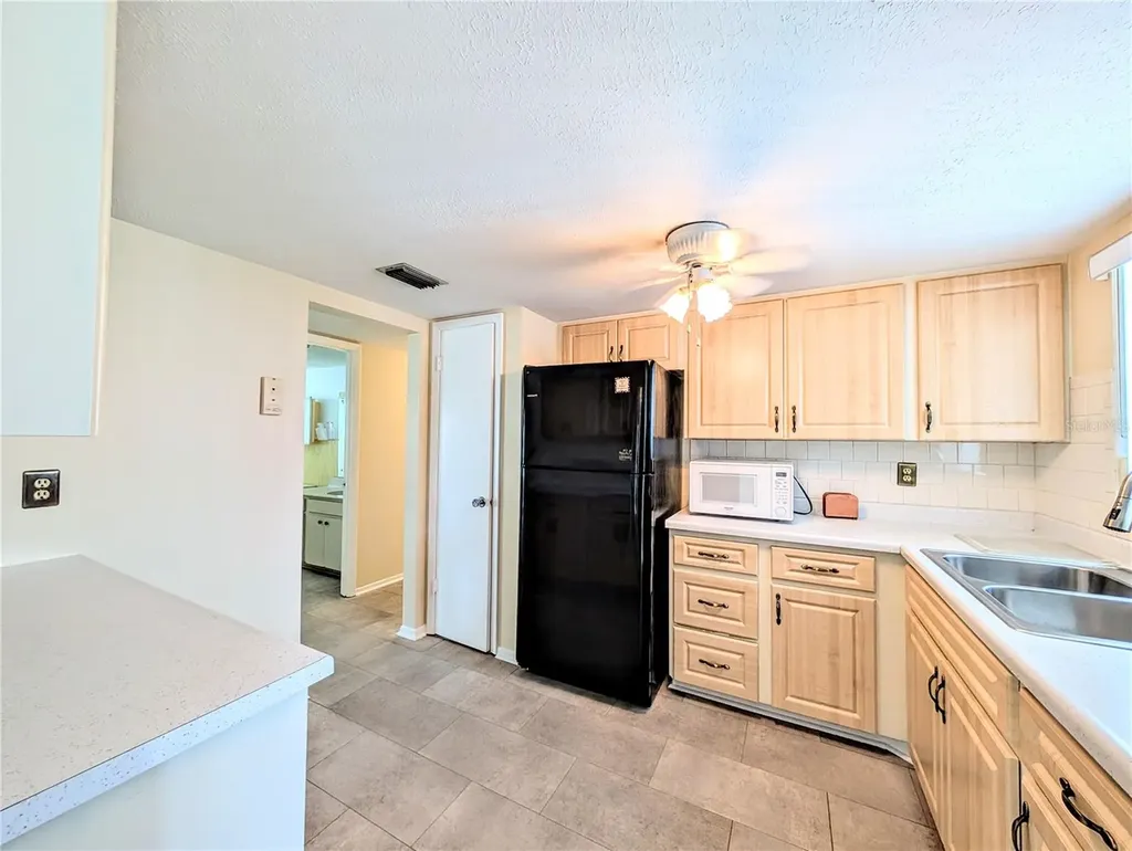5896 Garden Lane Bradenton FL 34207