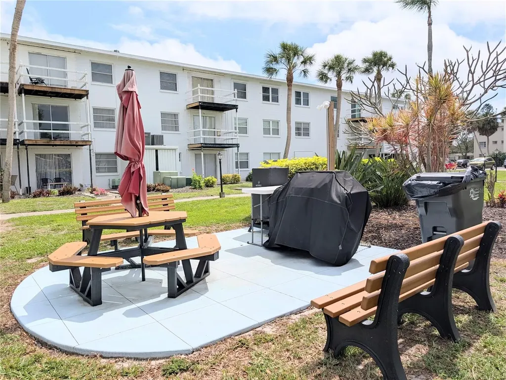 5896 Garden Lane Bradenton FL 34207