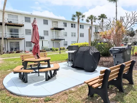 5896 Garden Lane Bradenton FL 34207