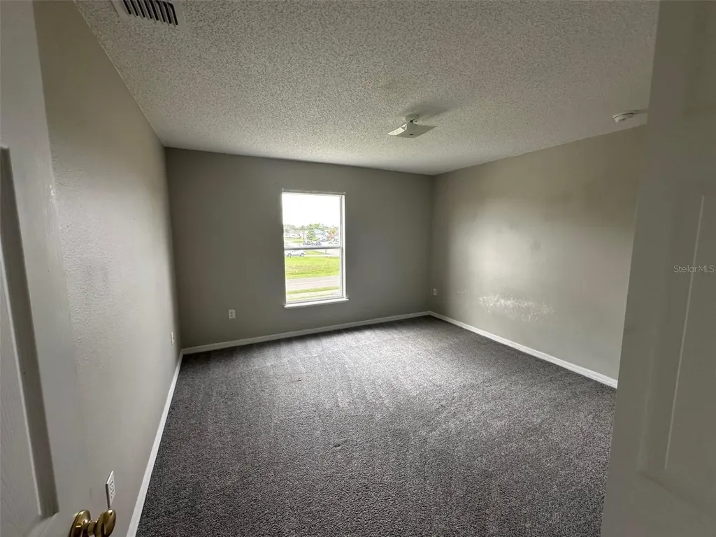 1761 Pompano Drive Kissimmee FL 34759