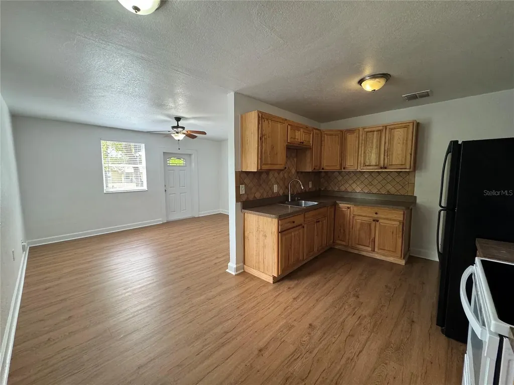 5315 Davisson Avenue Orlando FL 32810