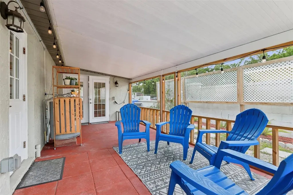 7805 N Glen Avenue Tampa FL 33614