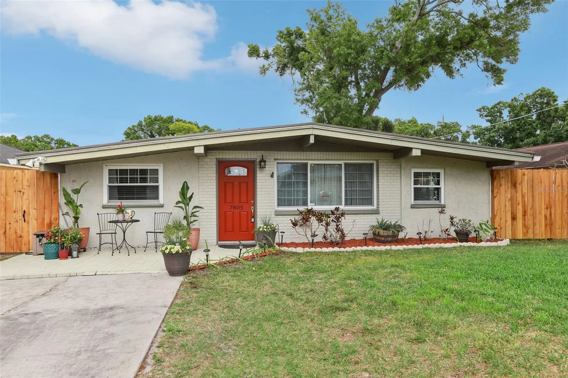 7805 N Glen Avenue Tampa FL 33614