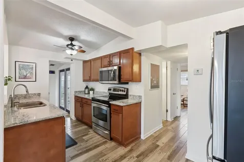 7805 N Glen Avenue Tampa FL 33614