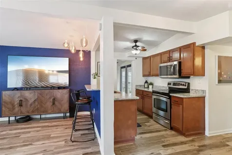 7805 N Glen Avenue Tampa FL 33614