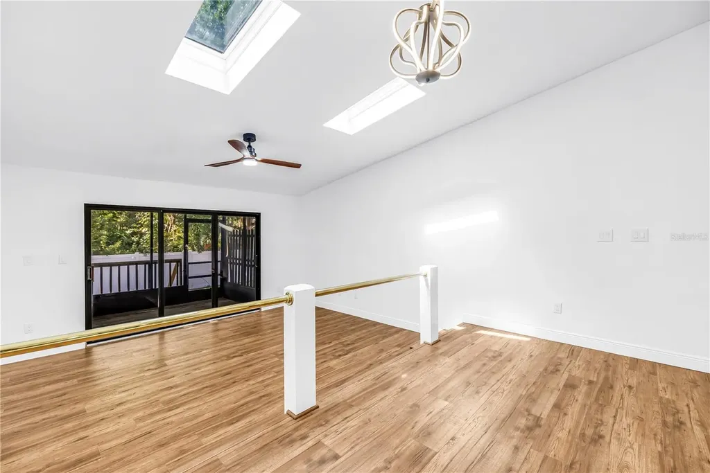 6462 92nd Place N Pinellas Park FL 33782