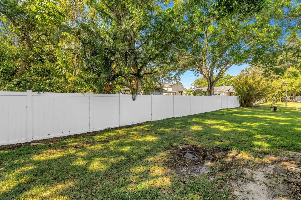 6462 92nd Place N Pinellas Park FL 33782