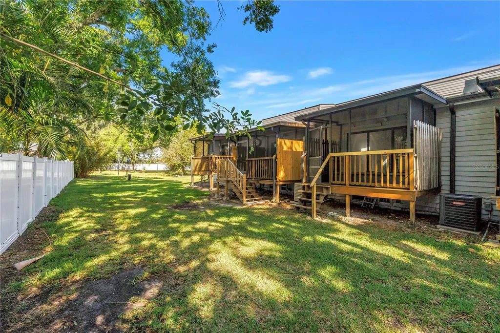 6462 92nd Place N Pinellas Park FL 33782