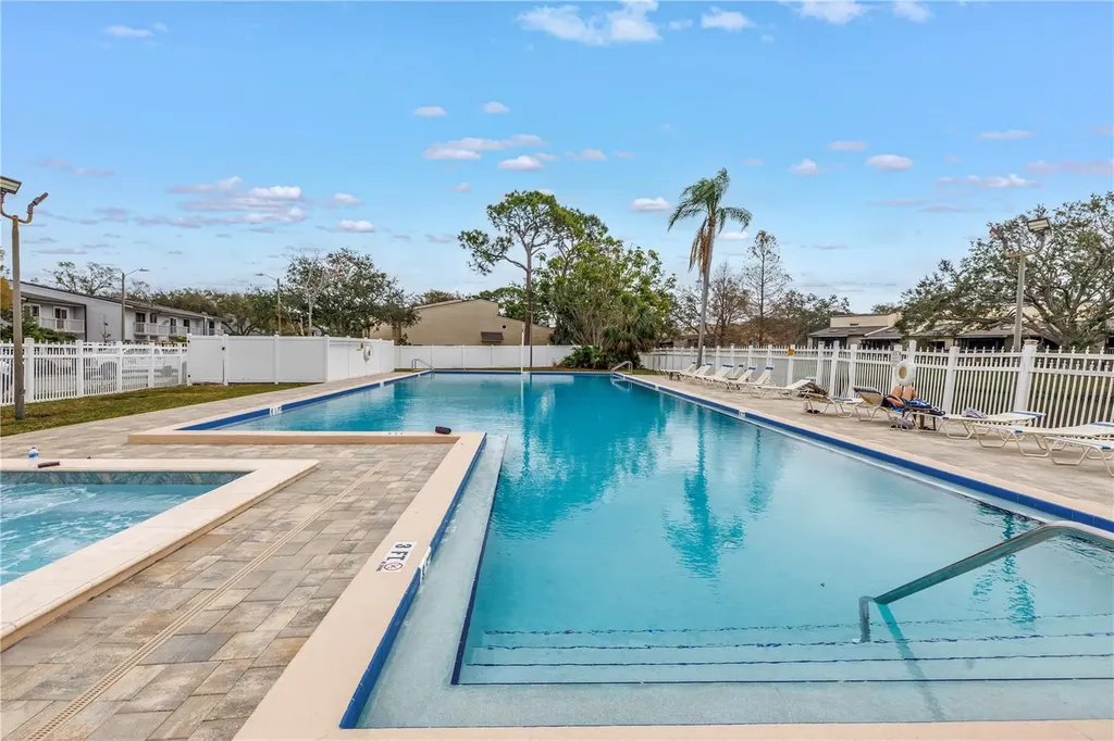 6462 92nd Place N Pinellas Park FL 33782