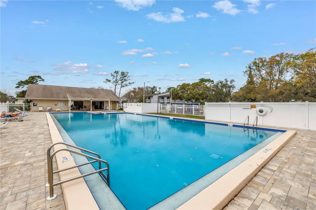 6462 92nd Place N Pinellas Park FL 33782