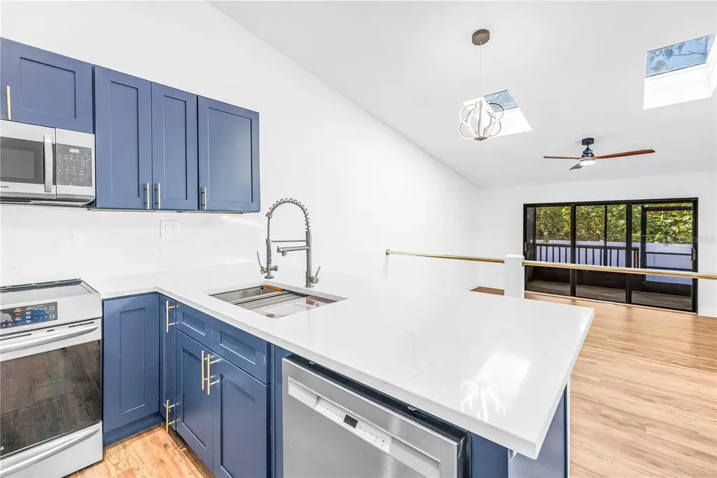 6462 92nd Place N Pinellas Park FL 33782