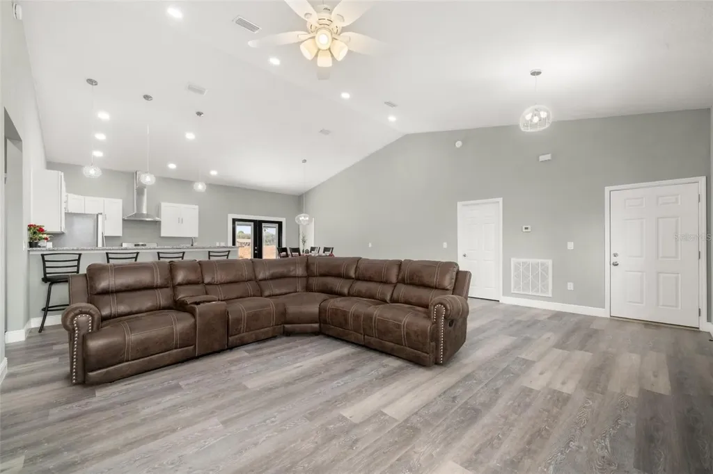 189 N Oleander Drive Avon Park FL 33825